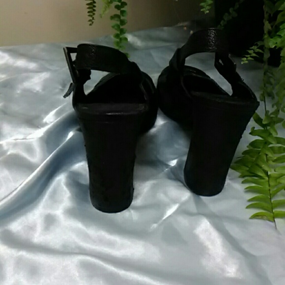 shoes sandals with block heel - Picture 6 of 8